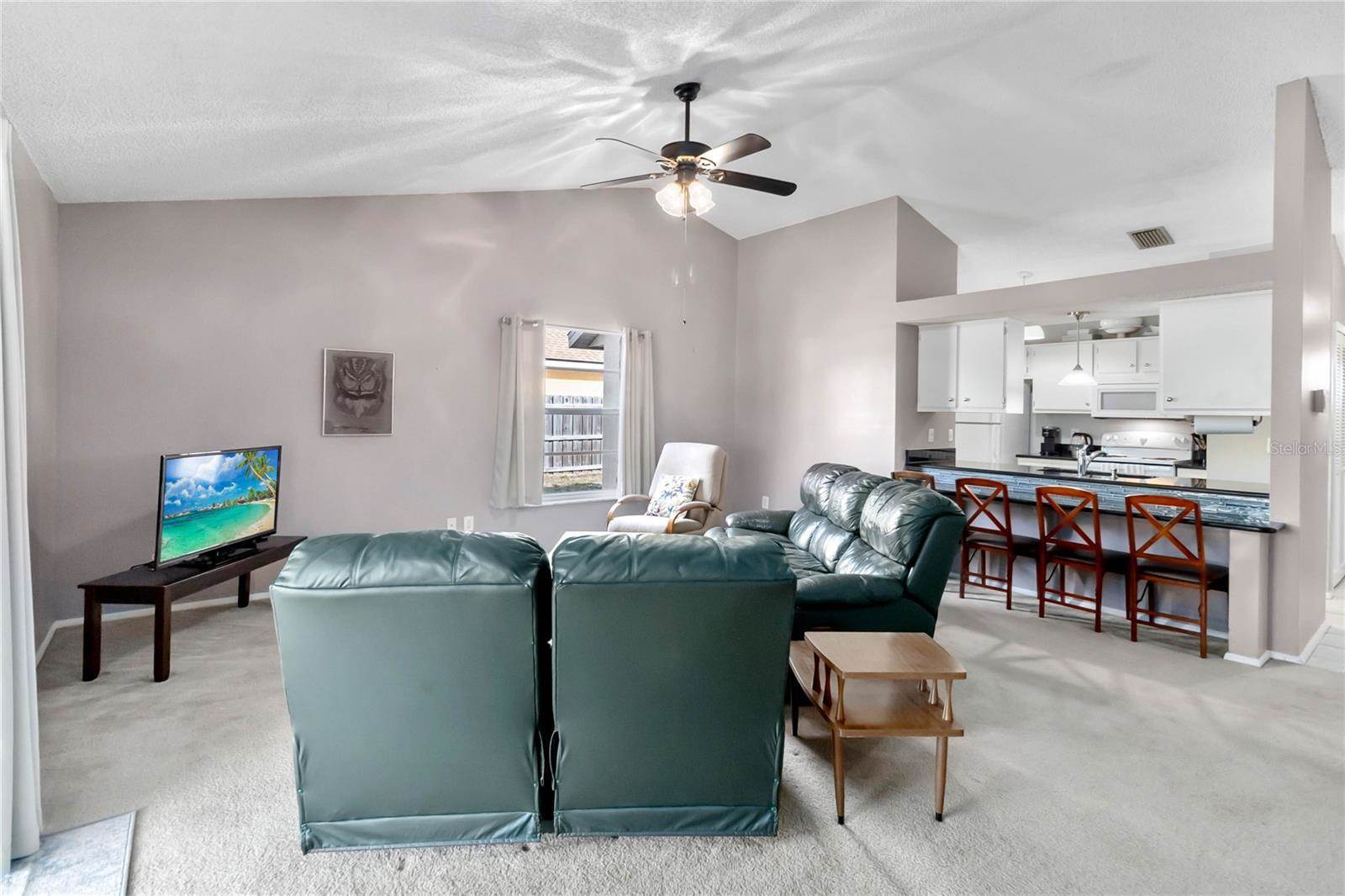 8024 Lesia Circle, Orlando, FL 32835