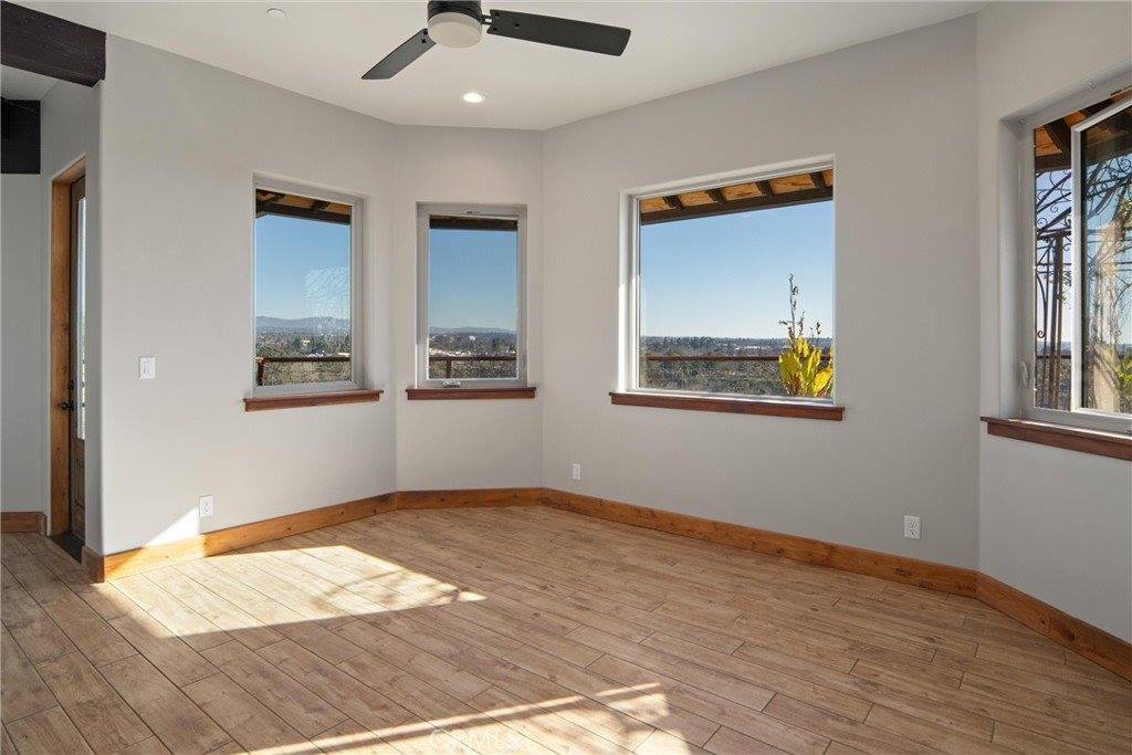 65 Oroview Drive, Oroville, CA 95965