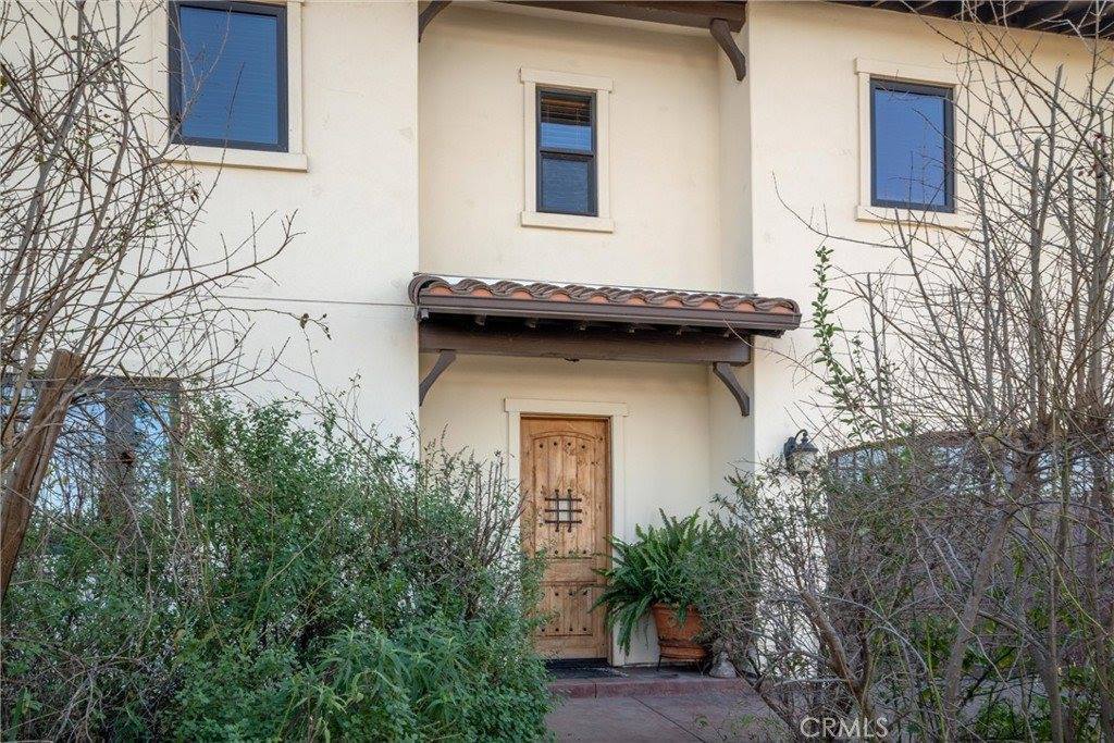 65 Oroview Drive, Oroville, CA 95965