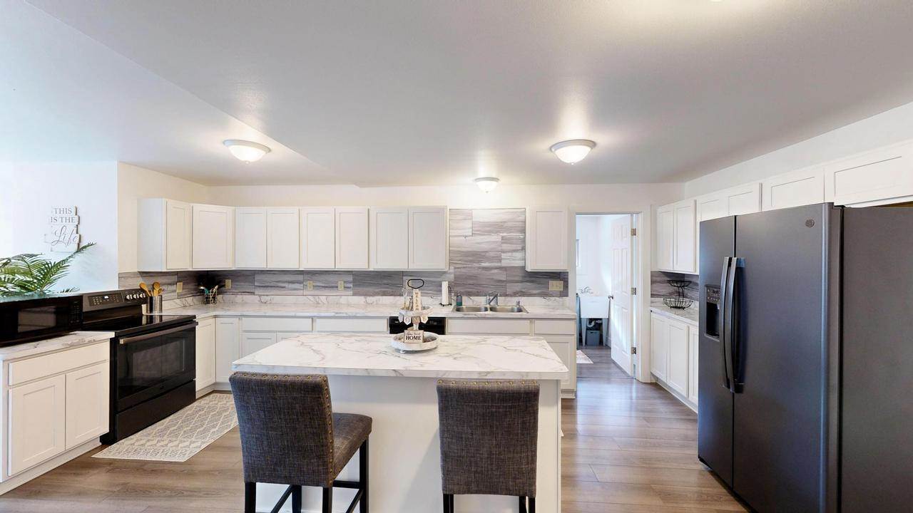 948 Mulberry STREET, Lake Mills, WI 53551