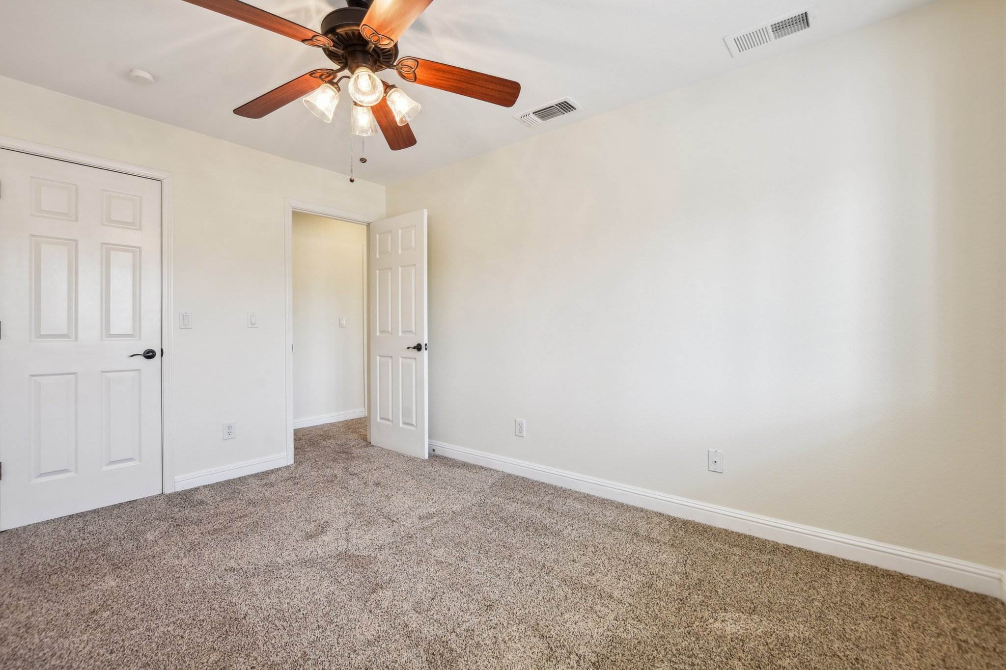 5802 Balfor Rd., Rocklin, CA 95765