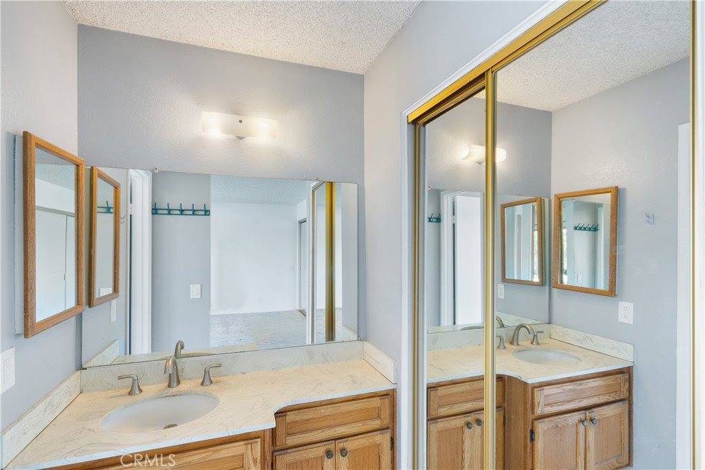 1025 Monte Vista Drive, Riverside, CA 92507