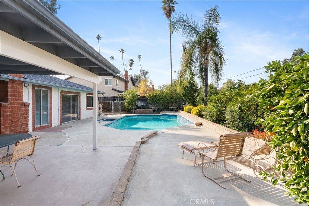 1025 Monte Vista Drive, Riverside, CA 92507