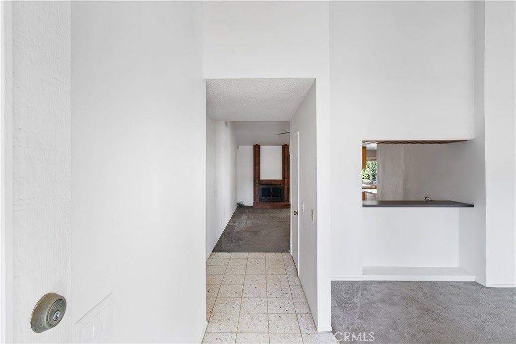 1025 Monte Vista Drive, Riverside, CA 92507