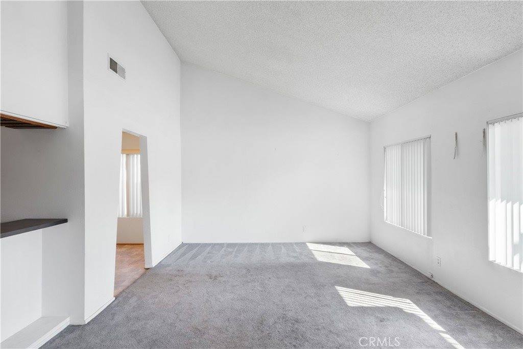 1025 Monte Vista Drive, Riverside, CA 92507