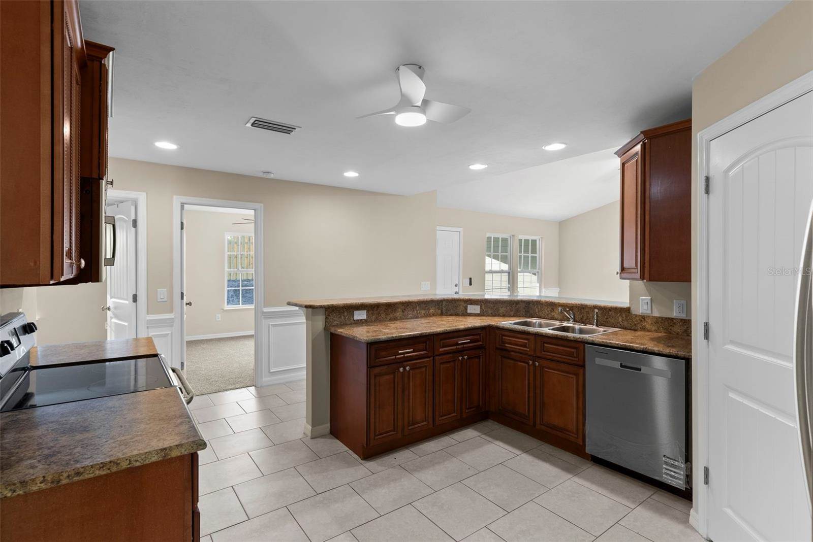 19318 NW 229TH Street, High Springs, FL 32643