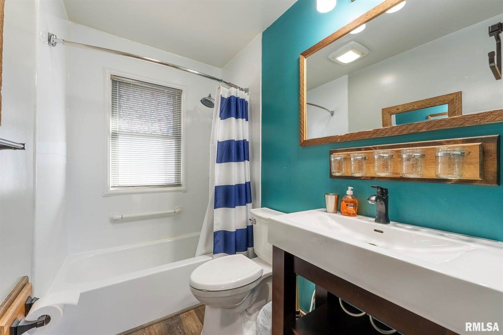 2963 Highway 67 Highway, Camanche, IA 52730