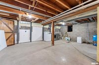 2963 Highway 67 Highway, Camanche, IA 52730