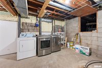 2963 Highway 67 Highway, Camanche, IA 52730