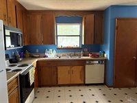 5590 Byrom St, Milton, FL 32570