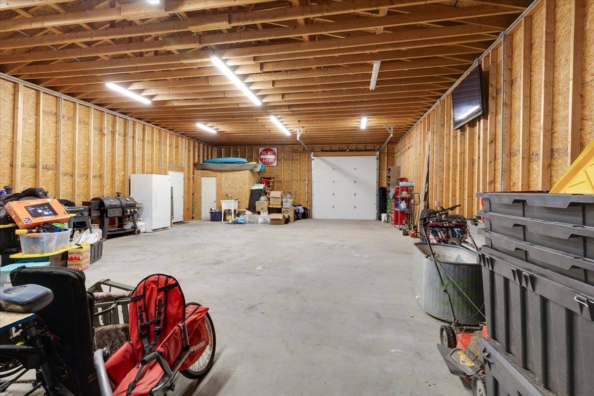 602 2nd St, Chattanooga, OK 73528