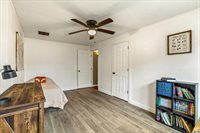 602 2nd St, Chattanooga, OK 73528