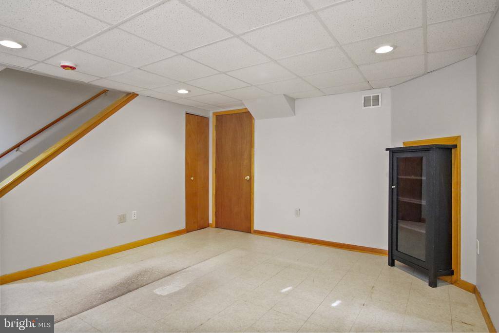 1102 Laurens Street, Baltimore, MD 21217