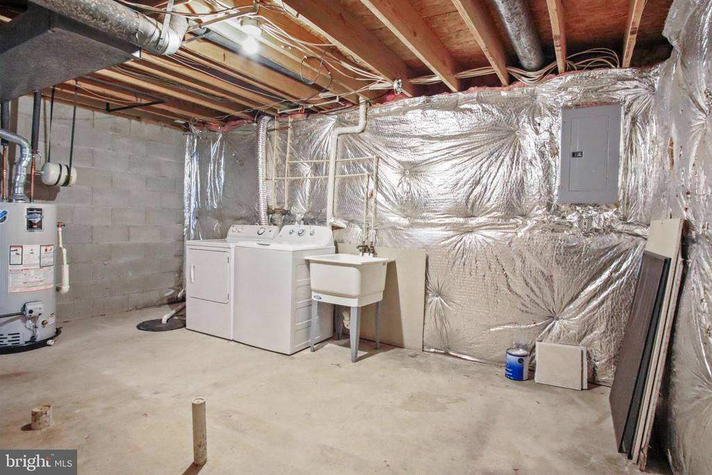 1102 Laurens Street, Baltimore, MD 21217