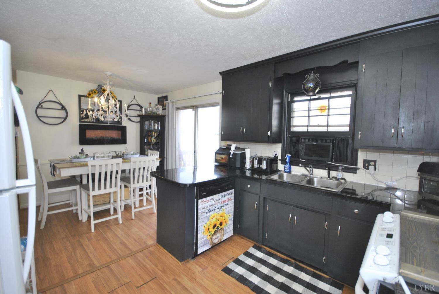 204 West Bethel, Madison Heights, VA 24572