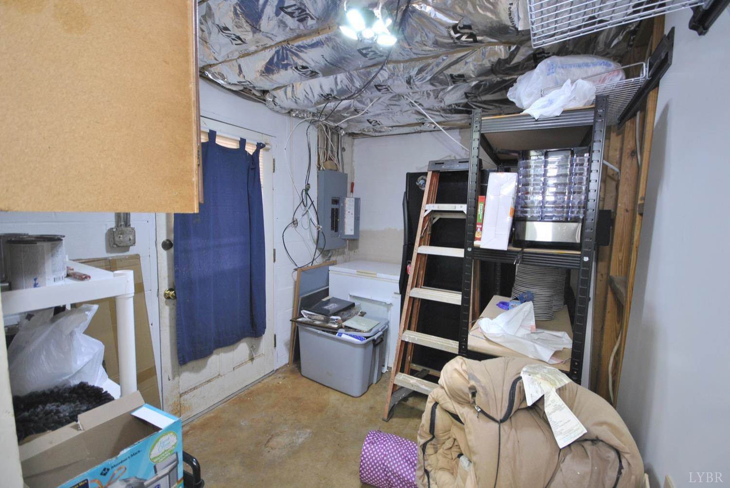 204 West Bethel, Madison Heights, VA 24572