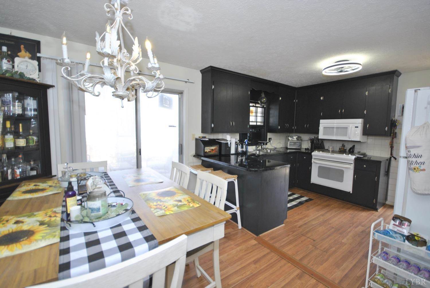 204 West Bethel, Madison Heights, VA 24572