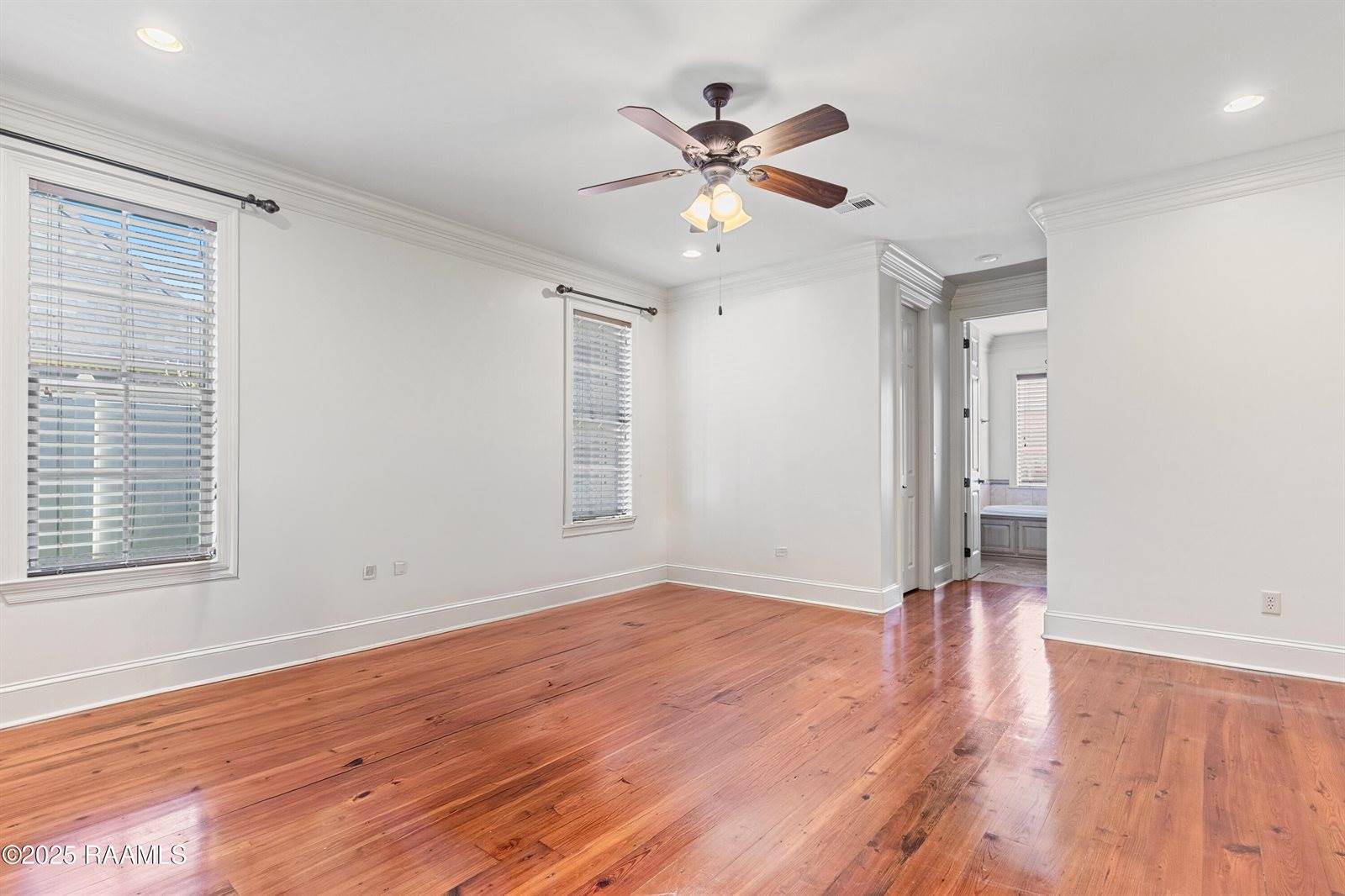 105 Shinnecock Hills Drive, Broussard, LA 70518