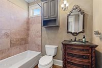 105 Shinnecock Hills Drive, Broussard, LA 70518