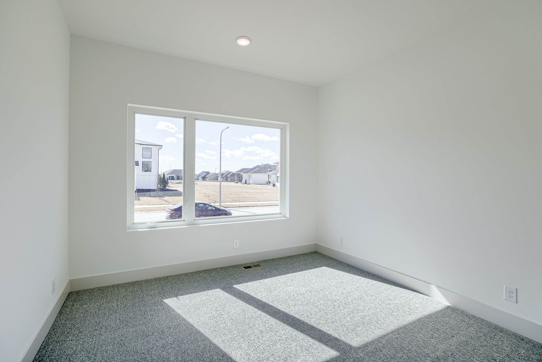 21008 Hartman Avenue, Elkhorn, NE 68022