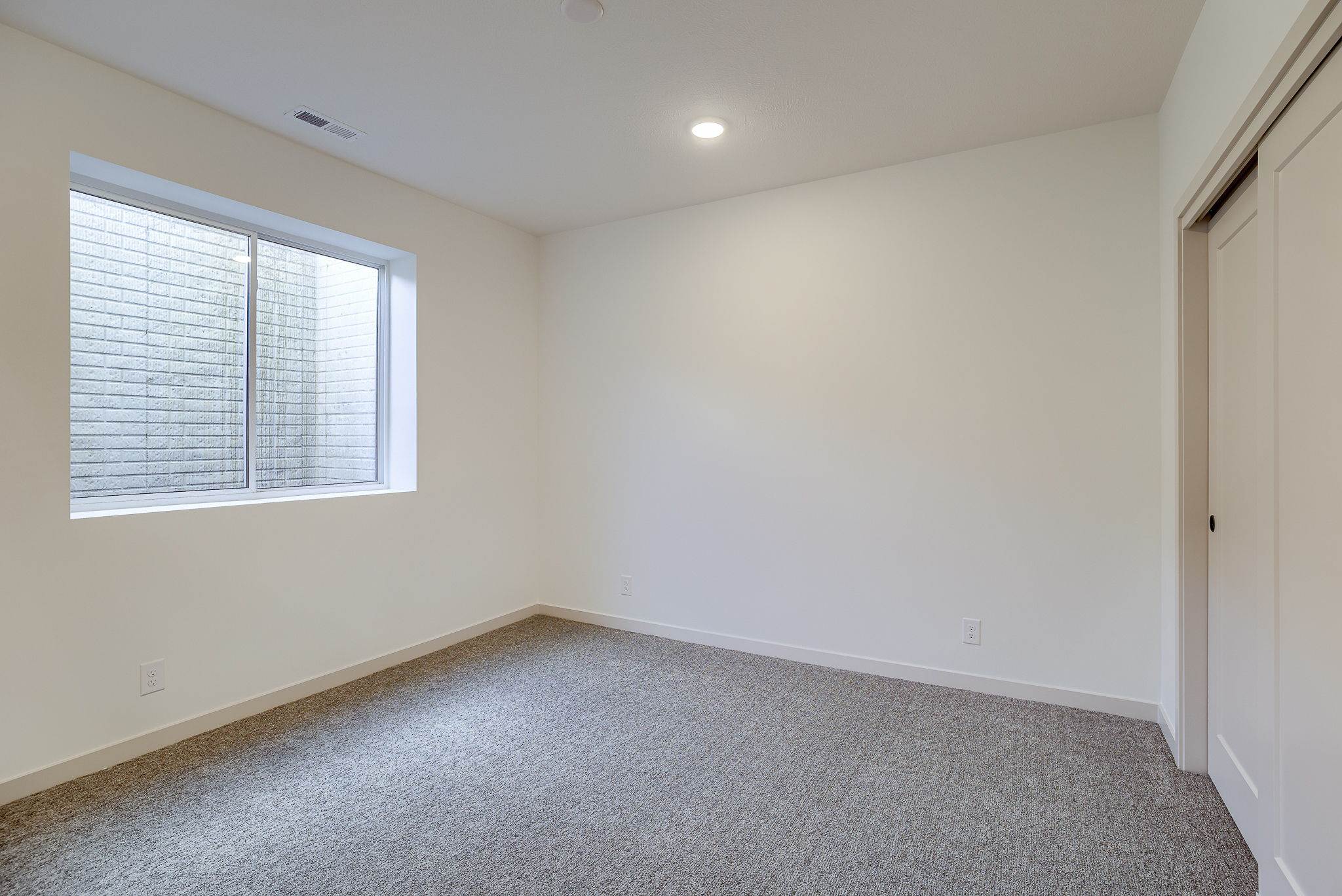 21008 Hartman Avenue, Elkhorn, NE 68022