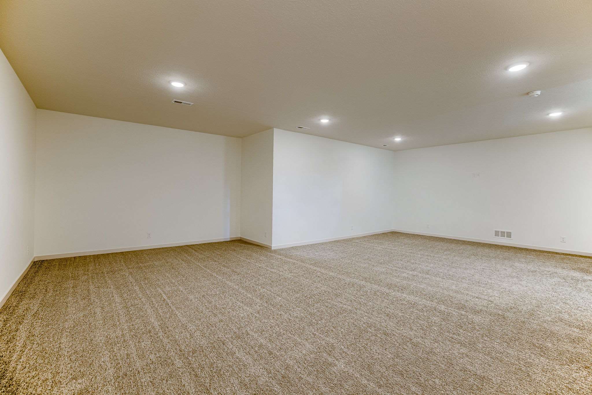 21008 Hartman Avenue, Elkhorn, NE 68022