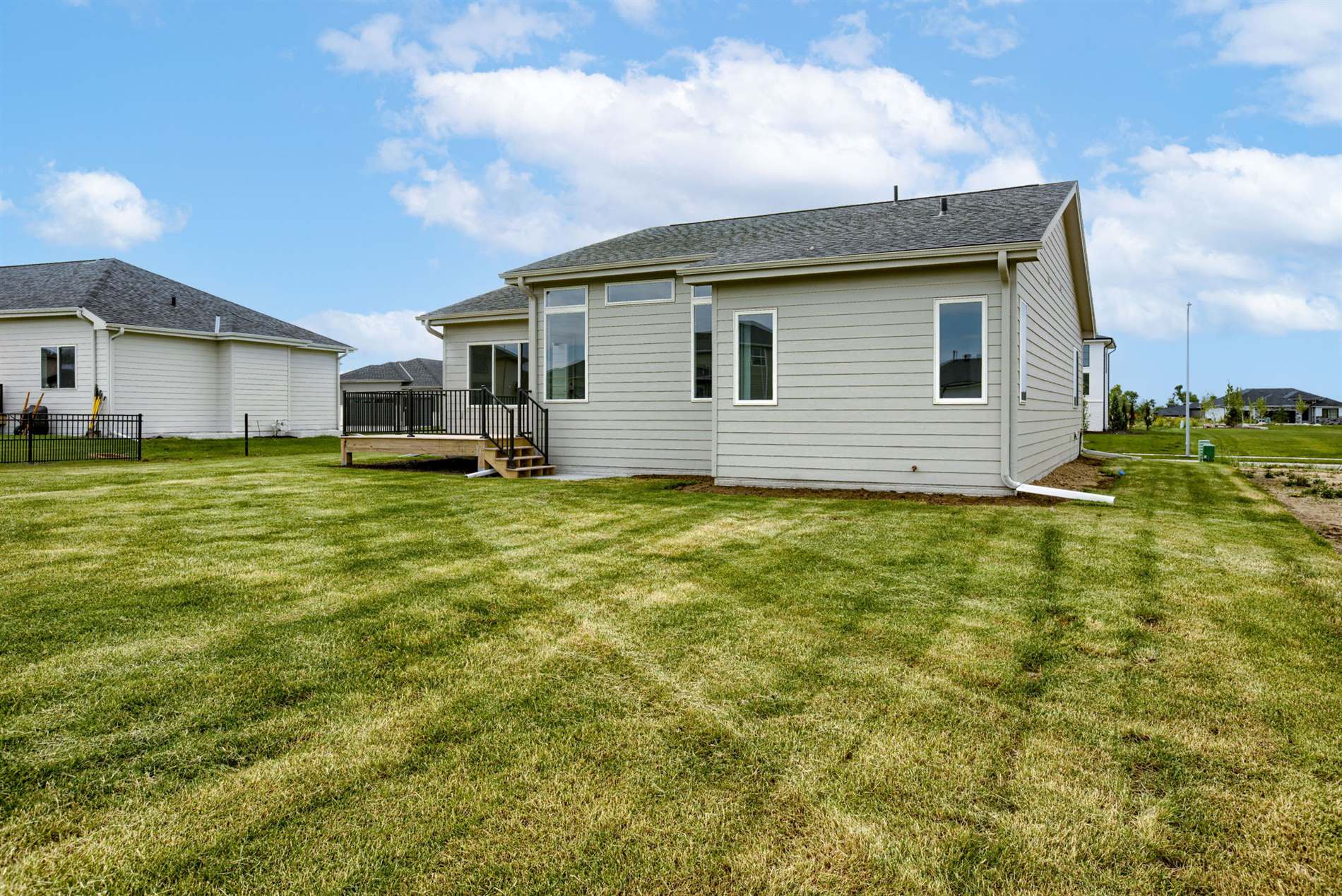 21008 Hartman Avenue, Elkhorn, NE 68022