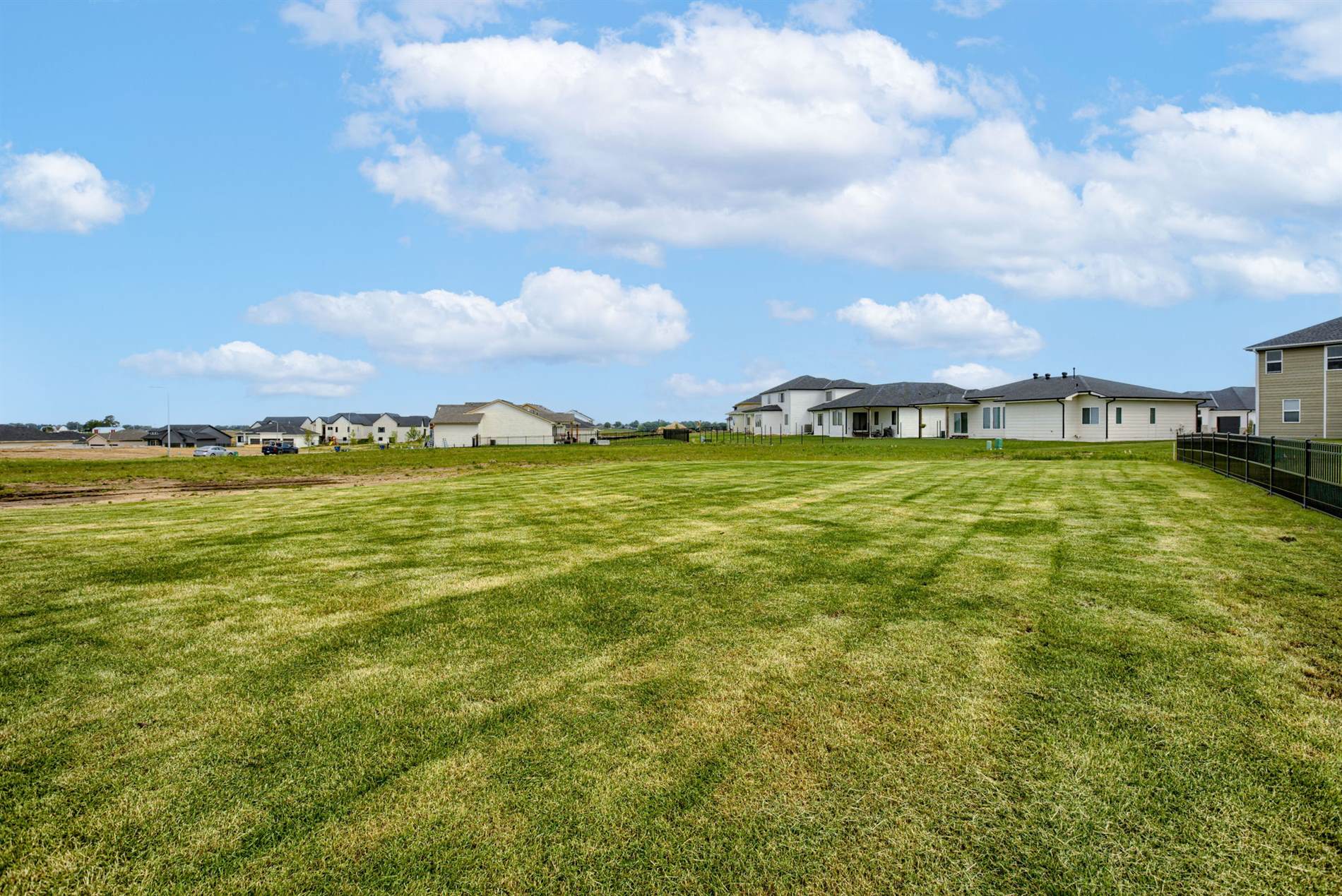 21008 Hartman Avenue, Elkhorn, NE 68022