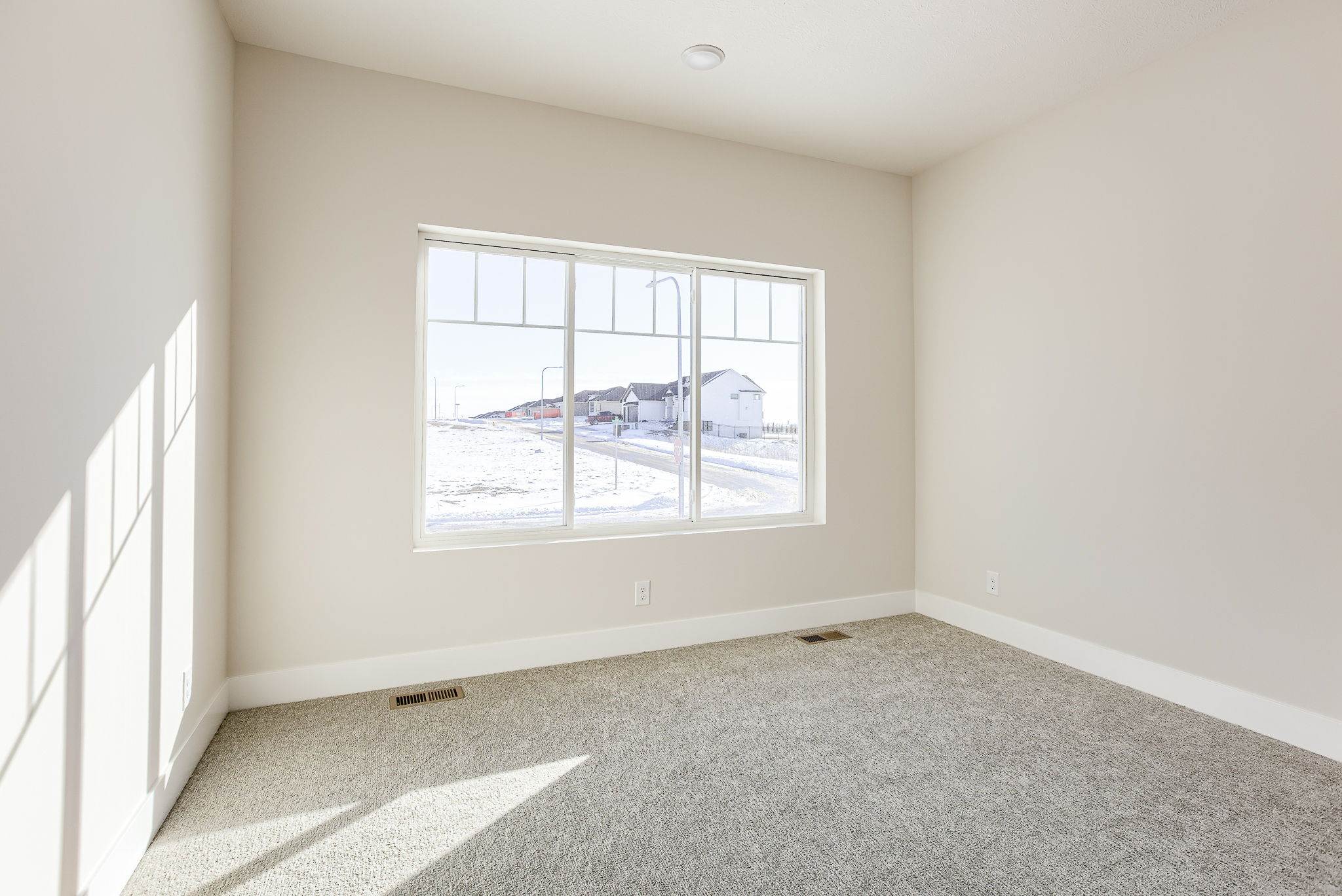 21150 Jessie Avenue, Elkhorn, NE 68022