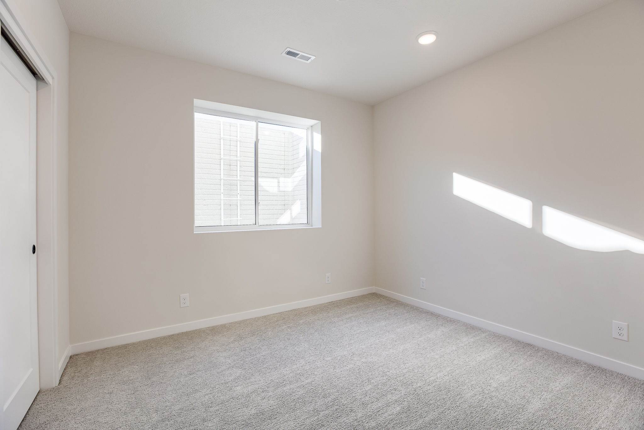 21150 Jessie Avenue, Elkhorn, NE 68022