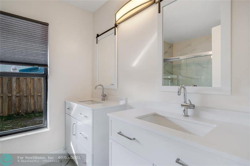 2853 SW 15th ST, Deerfield Beach, FL 33442