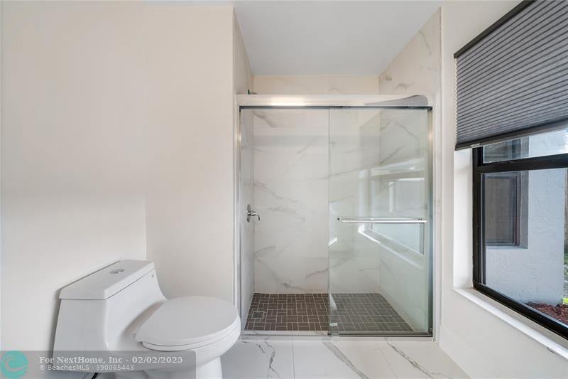 2853 SW 15th ST, Deerfield Beach, FL 33442