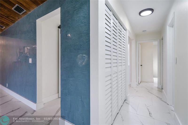 2853 SW 15th ST, Deerfield Beach, FL 33442