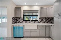 2853 SW 15th ST, Deerfield Beach, FL 33442