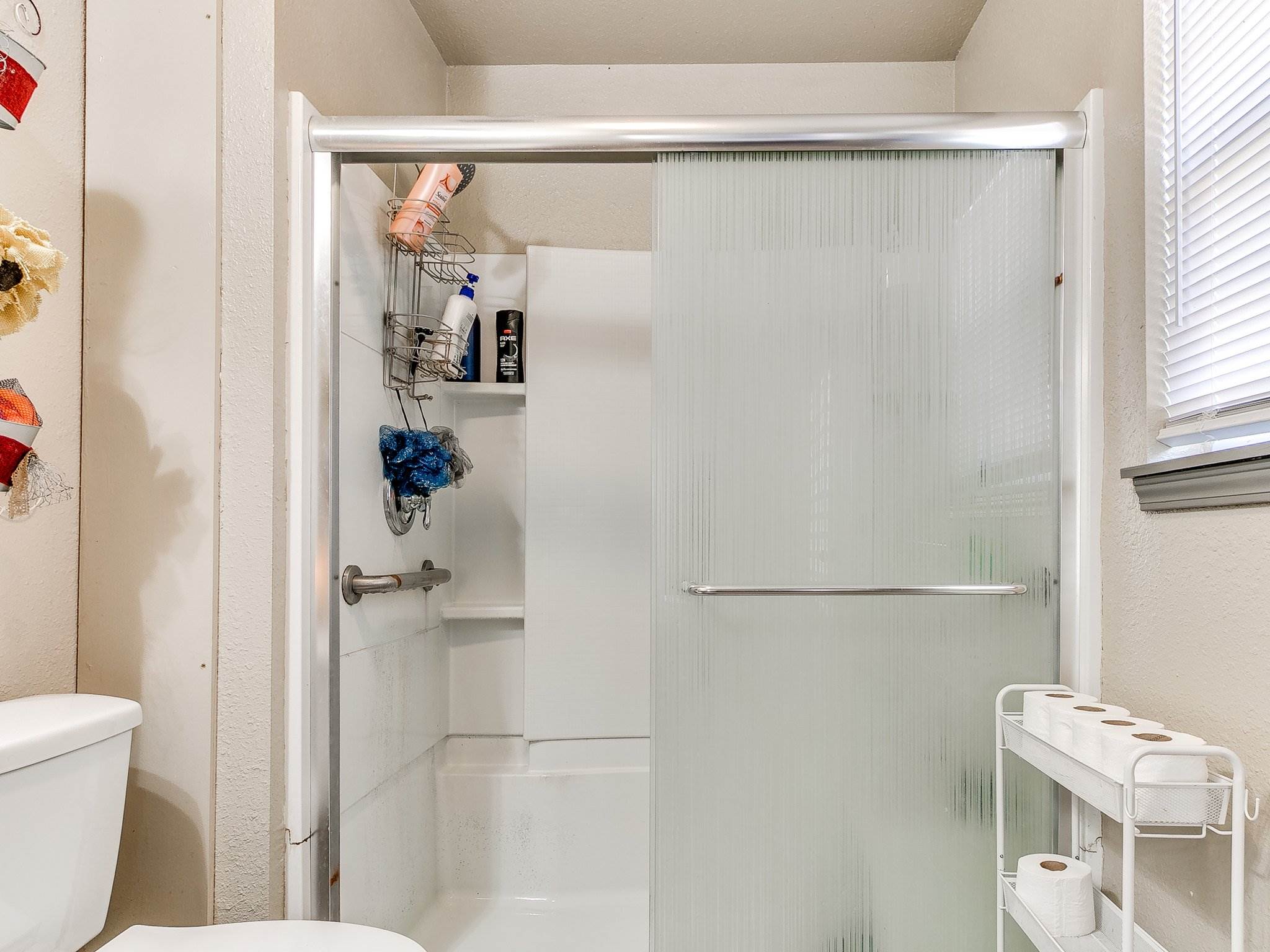 16804 Acorn Lane, Newalla, OK 74857