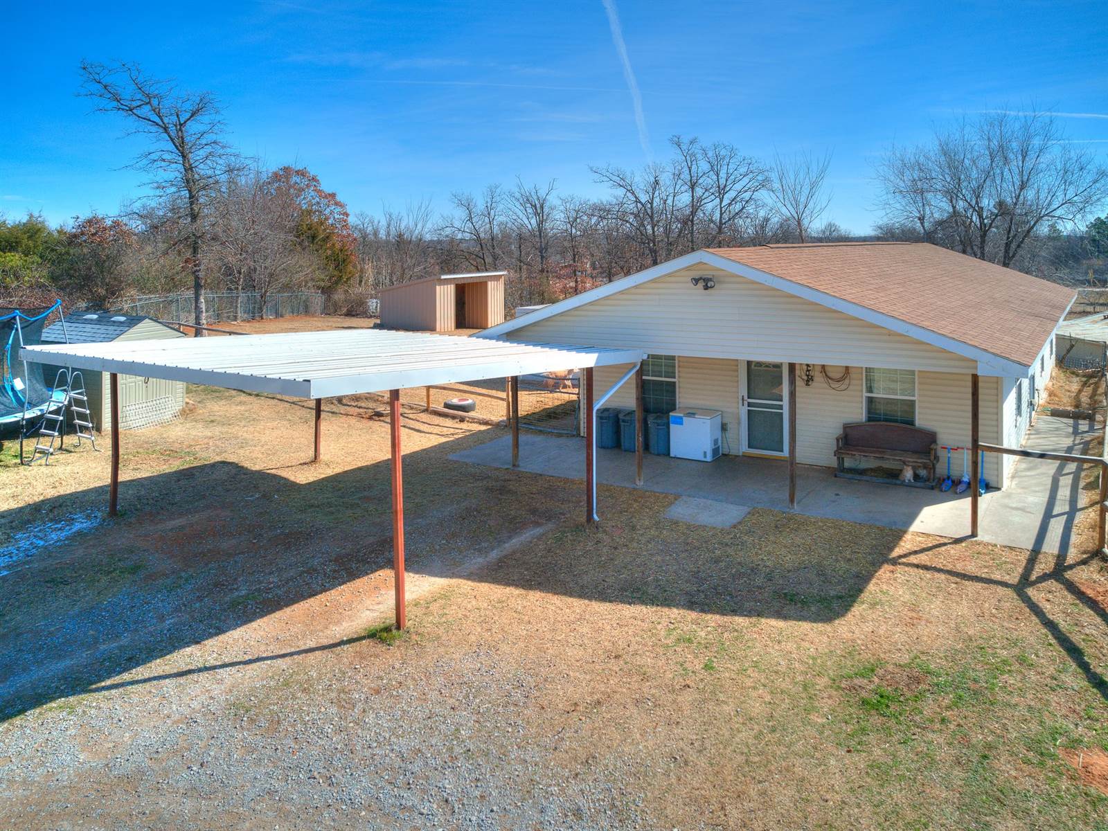 16804 Acorn Lane, Newalla, OK 74857