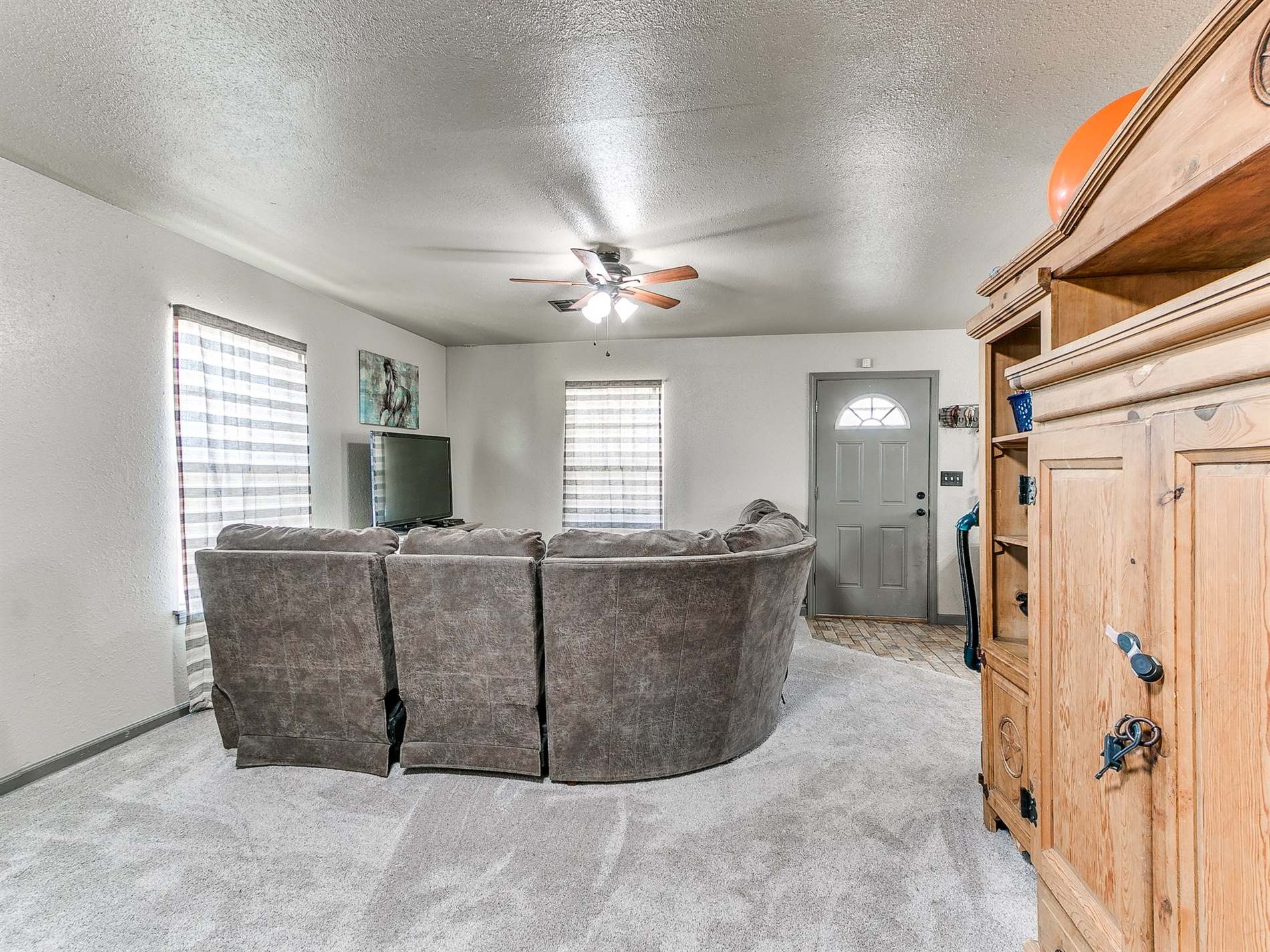 16804 Acorn Lane, Newalla, OK 74857