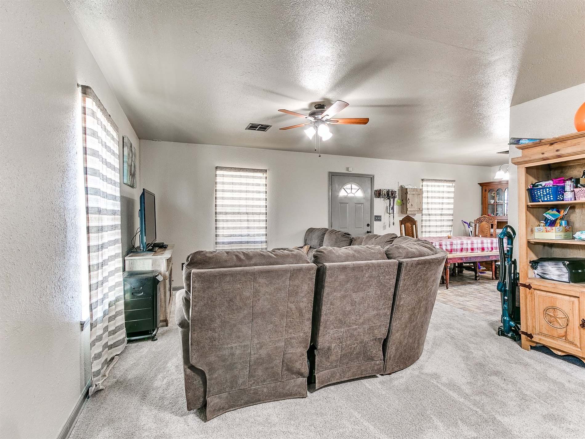 16804 Acorn Lane, Newalla, OK 74857