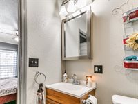 16804 Acorn Lane, Newalla, OK 74857