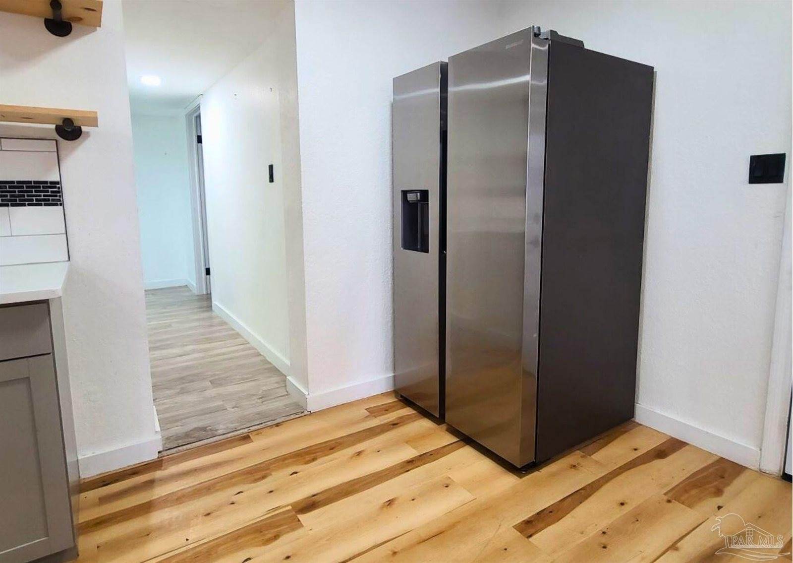 215 Emerald Ave, Pensacola, FL 32505