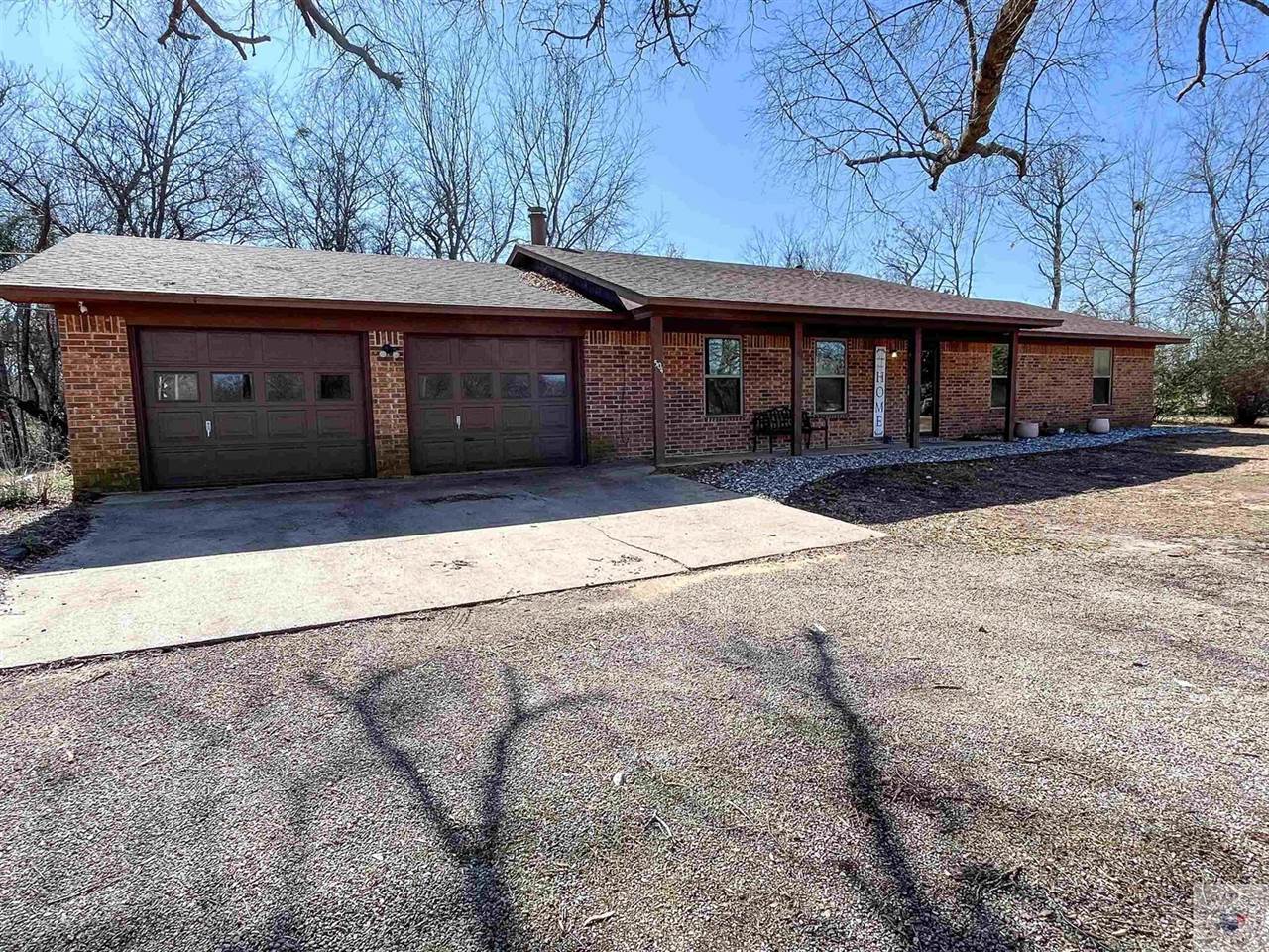 504 Cantrell Dr, Nash, TX 75569