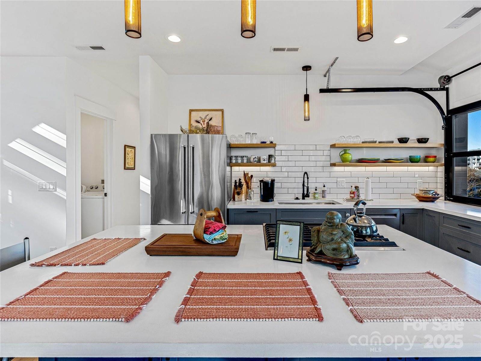 28 Edgehill Avenue, Asheville, NC 28801