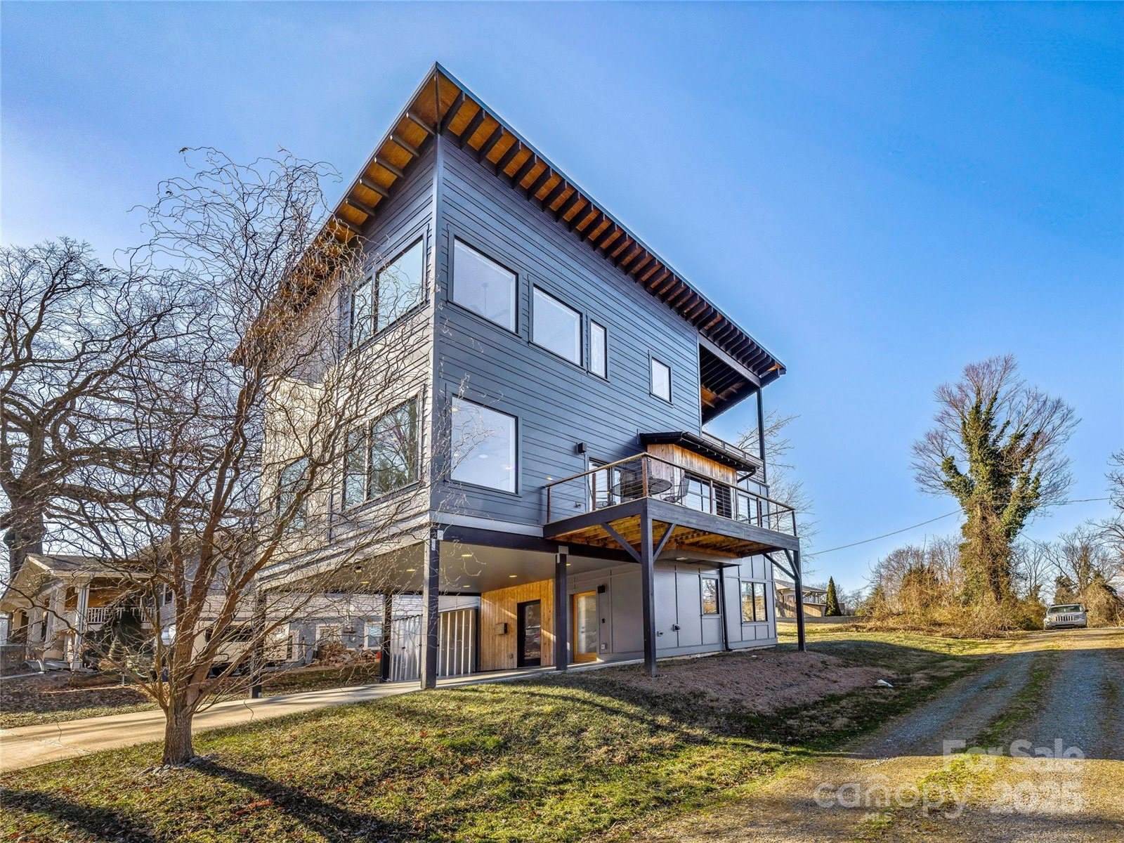 28 Edgehill Avenue, Asheville, NC 28801