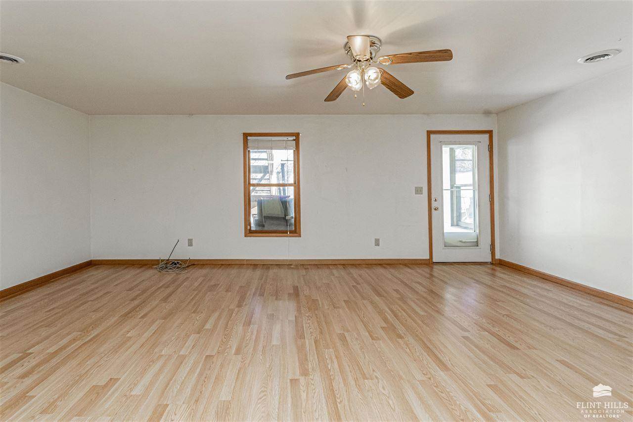 6911 McGeorge Road, Milford, KS 66514