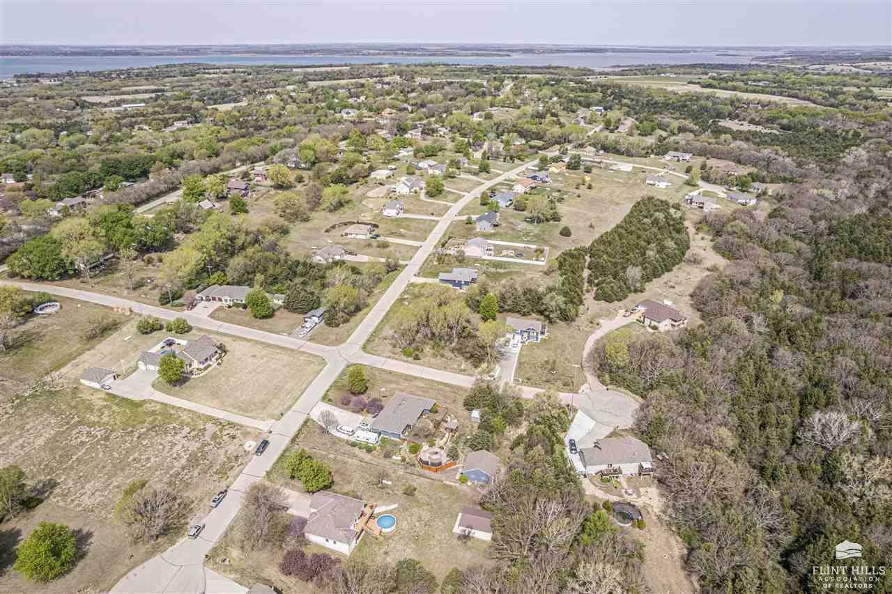 6911 McGeorge Road, Milford, KS 66514