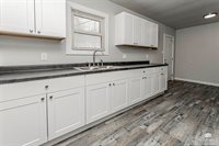 199 East Grandview Drive, Grandview Plaza, KS 66441