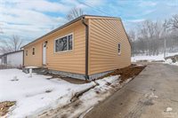 199 East Grandview Drive, Grandview Plaza, KS 66441