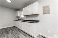 199 East Grandview Drive, Grandview Plaza, KS 66441