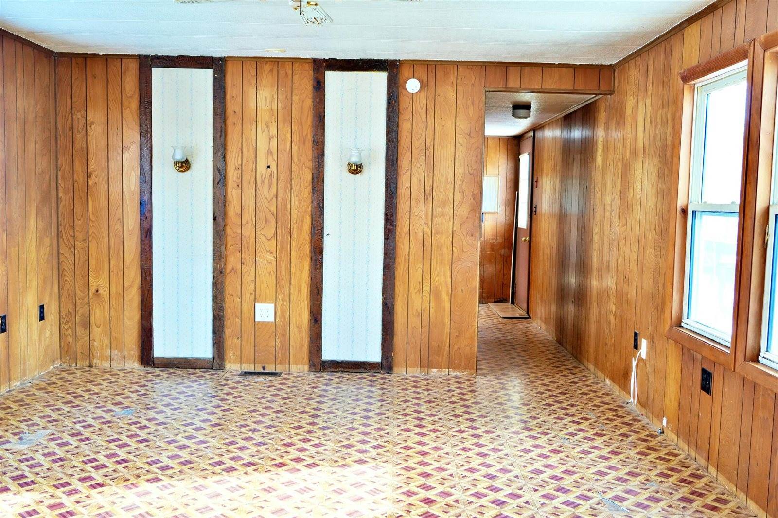 41 Pond Street, Bucksport, ME 04416