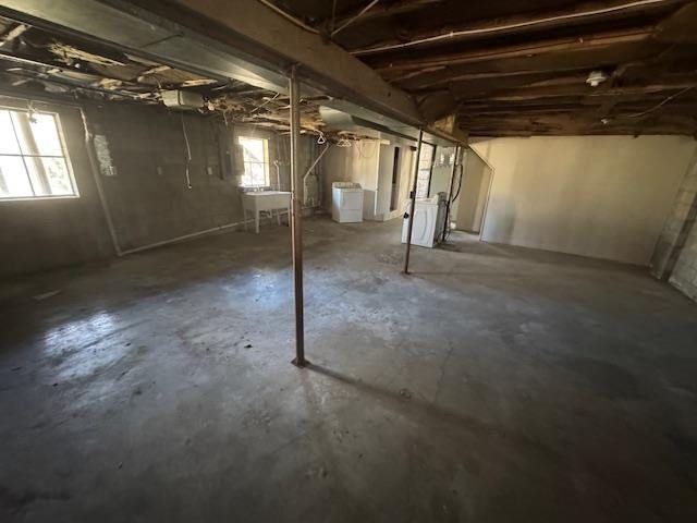 2074 Highway 259N, Brownsville, KY 42210